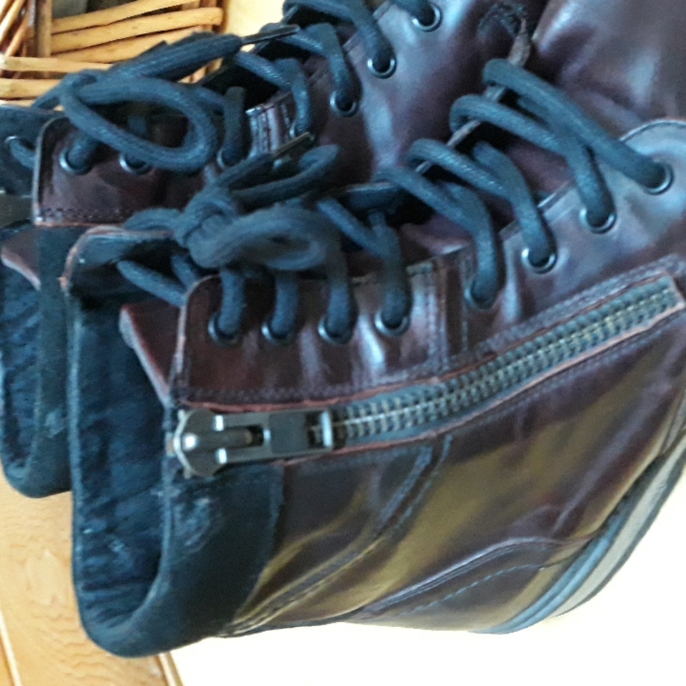 Leather boot - Picture 3 of 5